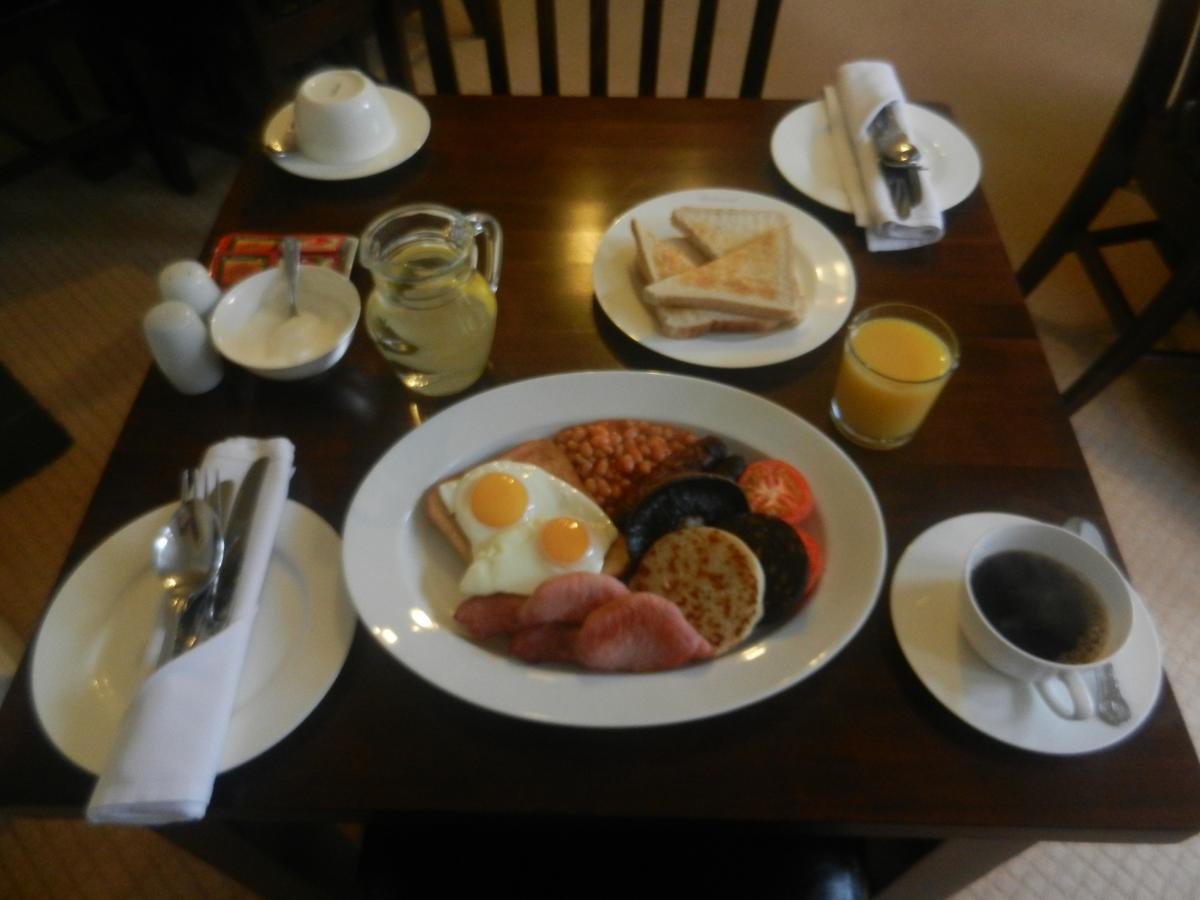 Balmoral Guest House Darlington  Bagian luar foto